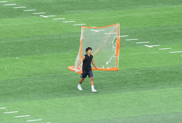 牢牢占据了